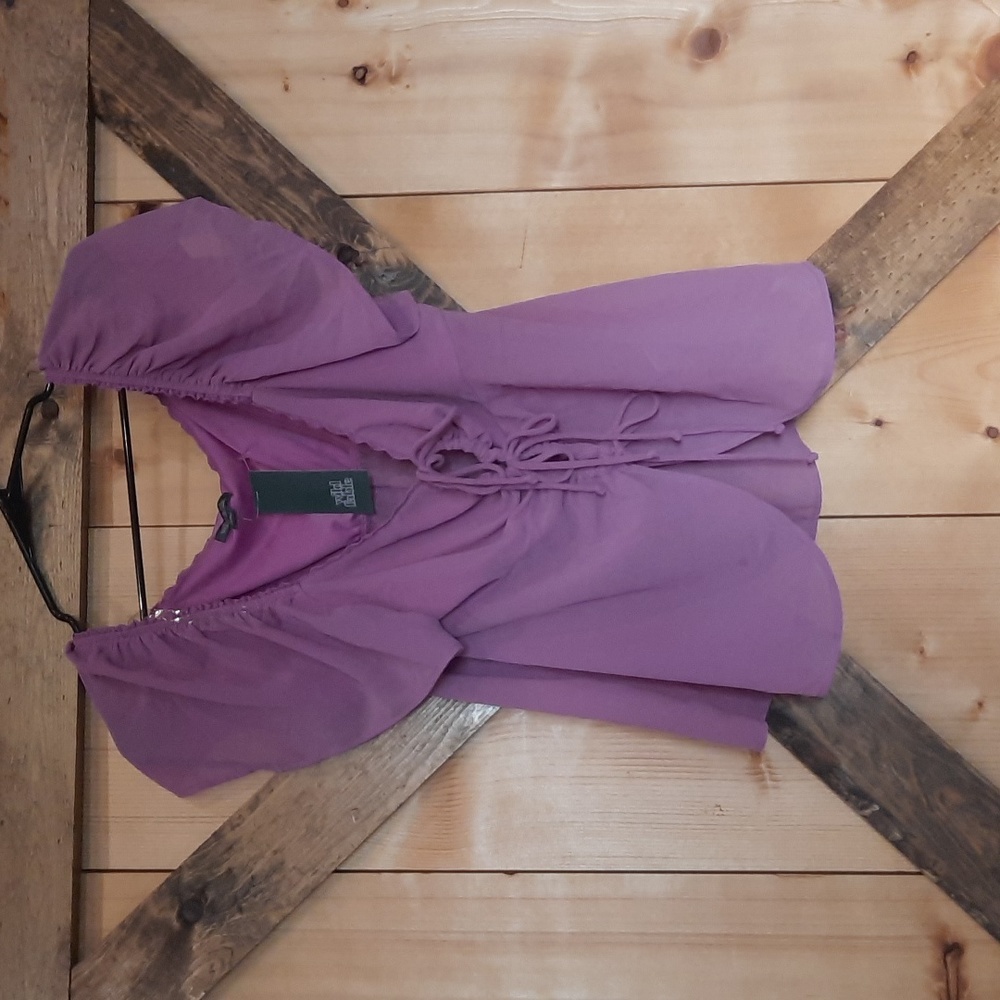 NWT Tie Top